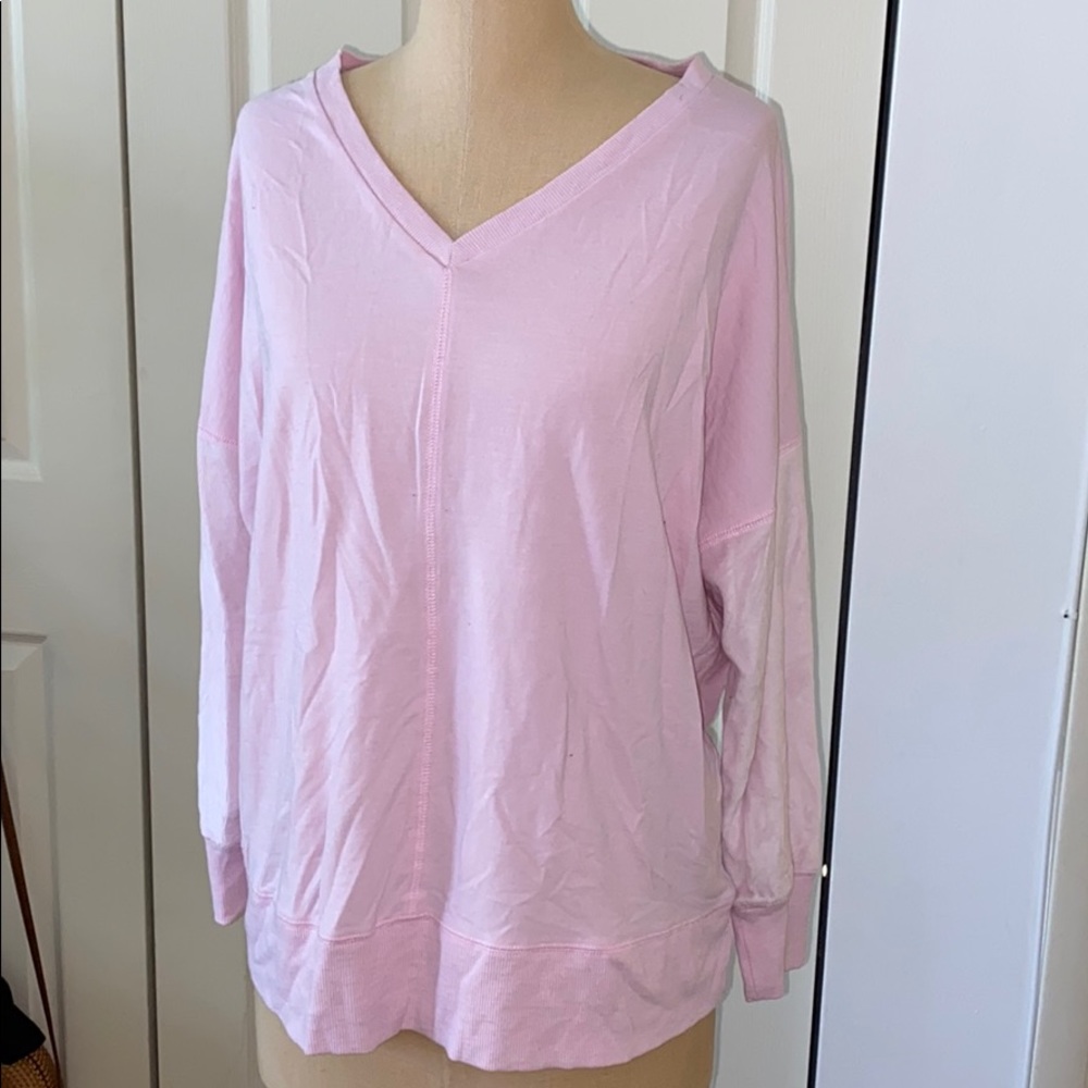 LOVE by GAP v neck top
